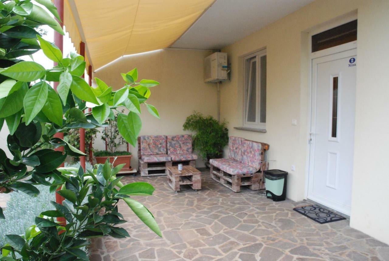 Rosini Apartmani Radin מראה חיצוני תמונה
